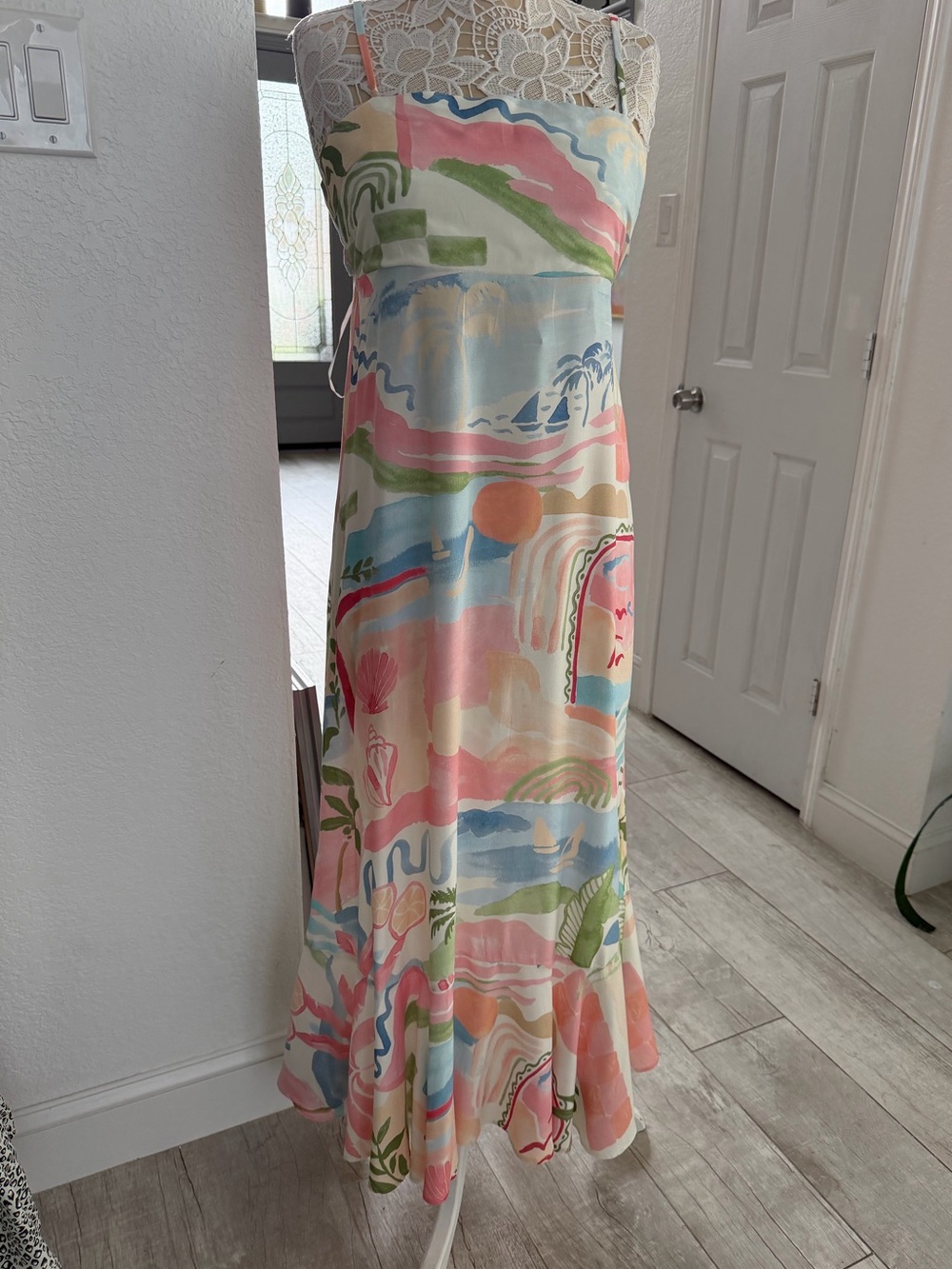 Paper Heart Coastal Tequila Sunrise Maxi Dress Tropical Print NWT Size M - Picture 8 of 10
